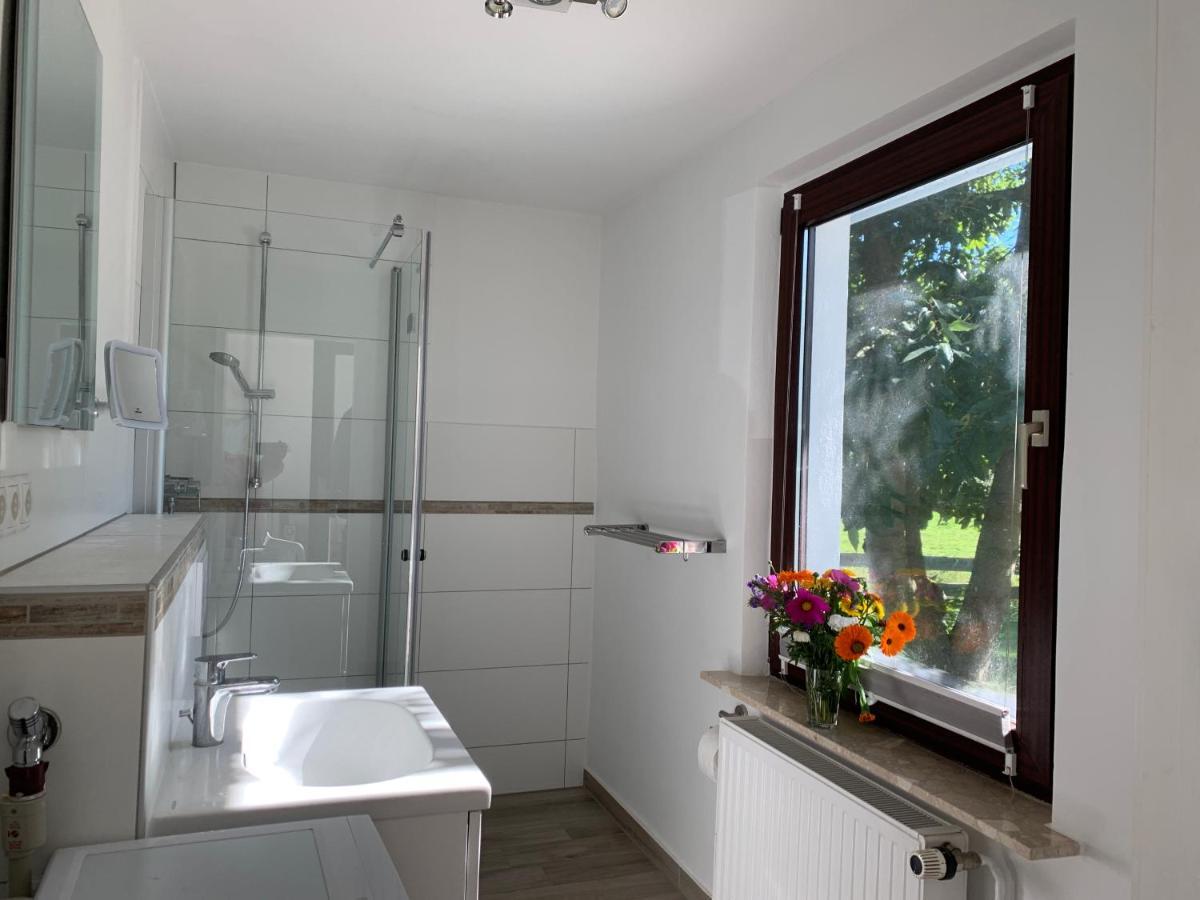 Ferienhaus Bei Den Kreidefelsen - Ihr Zuhause Auf Ruegen Lohme Exteriör bild